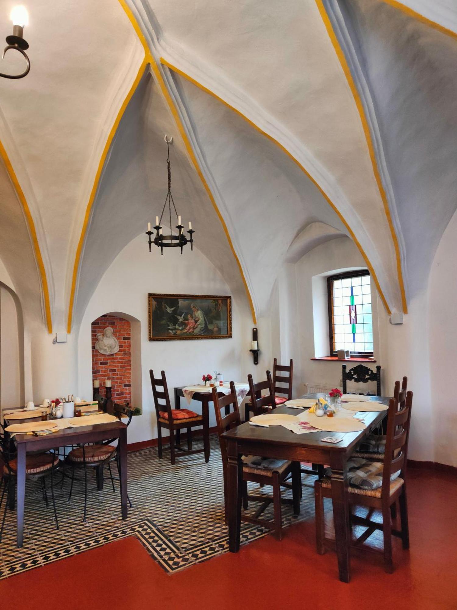 Bed And Breakfast Tvrz Velka Bukovina Екстер'єр фото